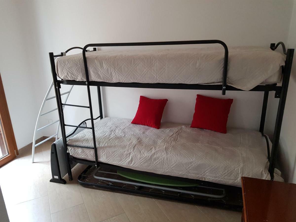 Apartamento Il Panorama Montescudaio Exterior foto